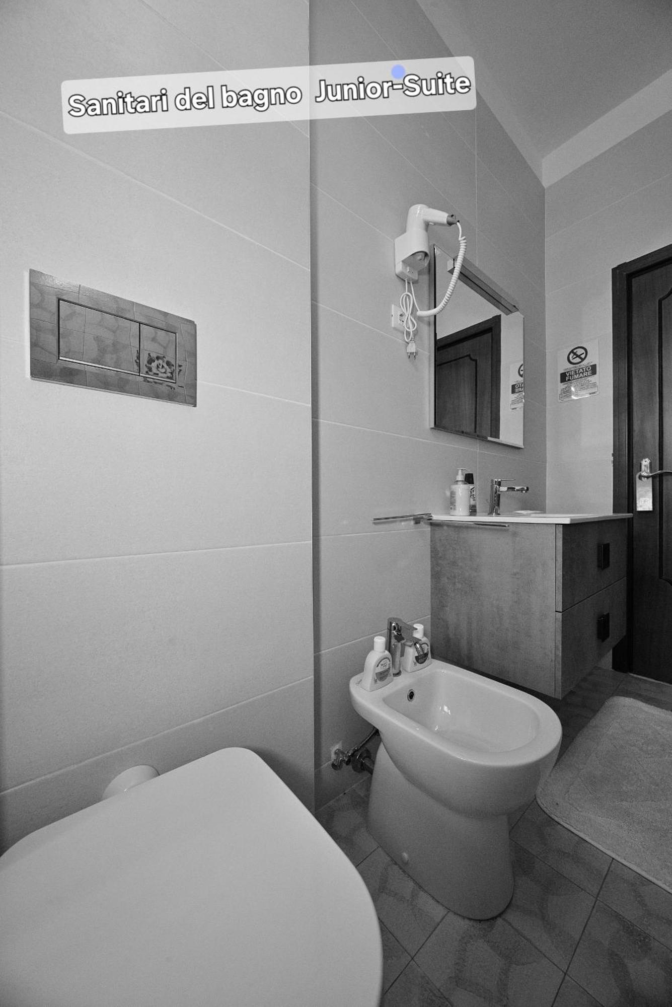 Bed and Breakfast Wast-Host By Michelangelo Васто Экстерьер фото